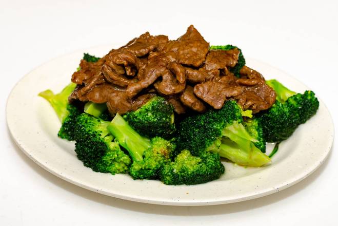 45. Sauteed Beef Slices with Broccoli Spears 西蘭花炒牛肉